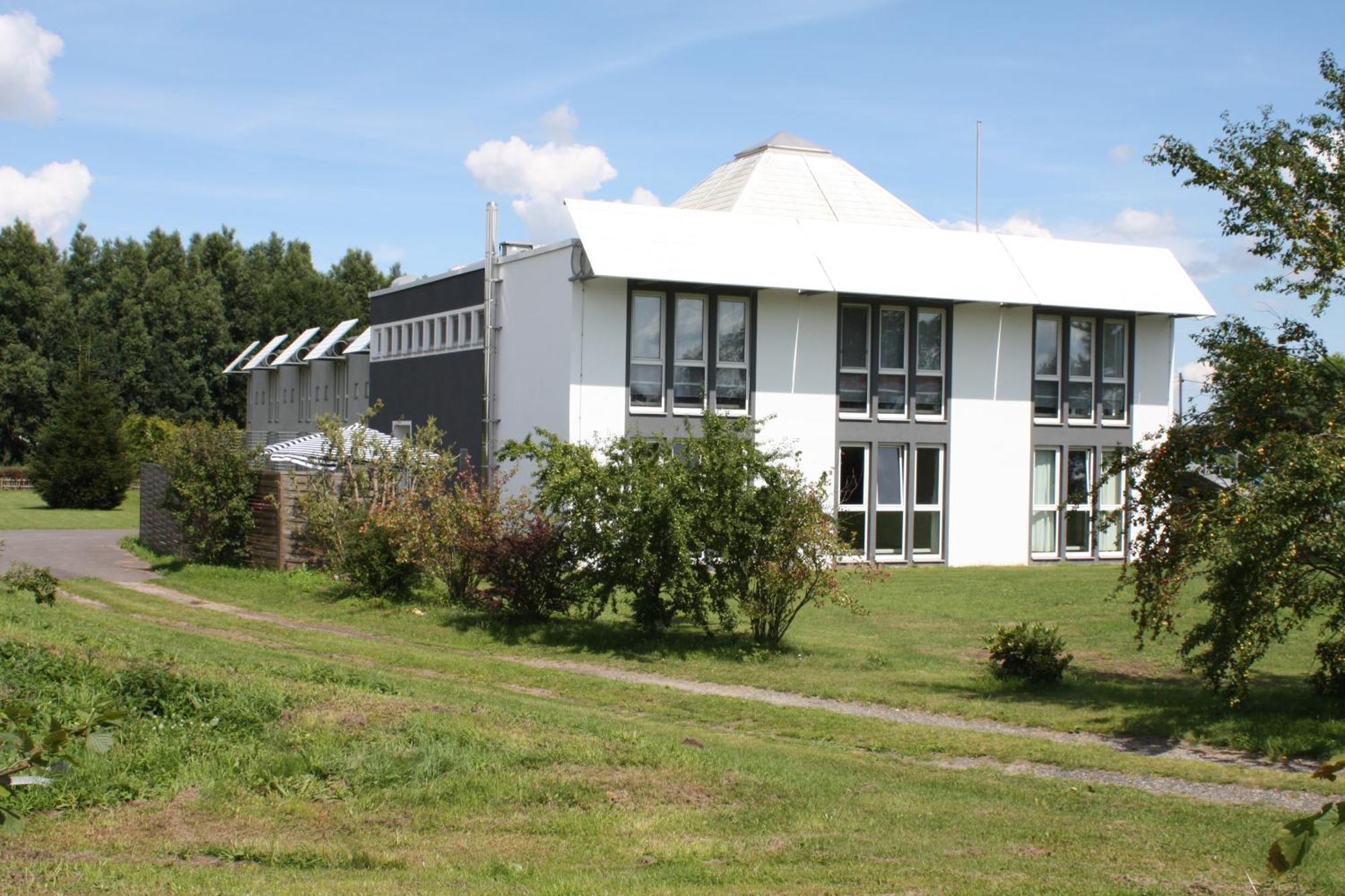 Ak 1 Hotel Ducherow Eksteriør bilde